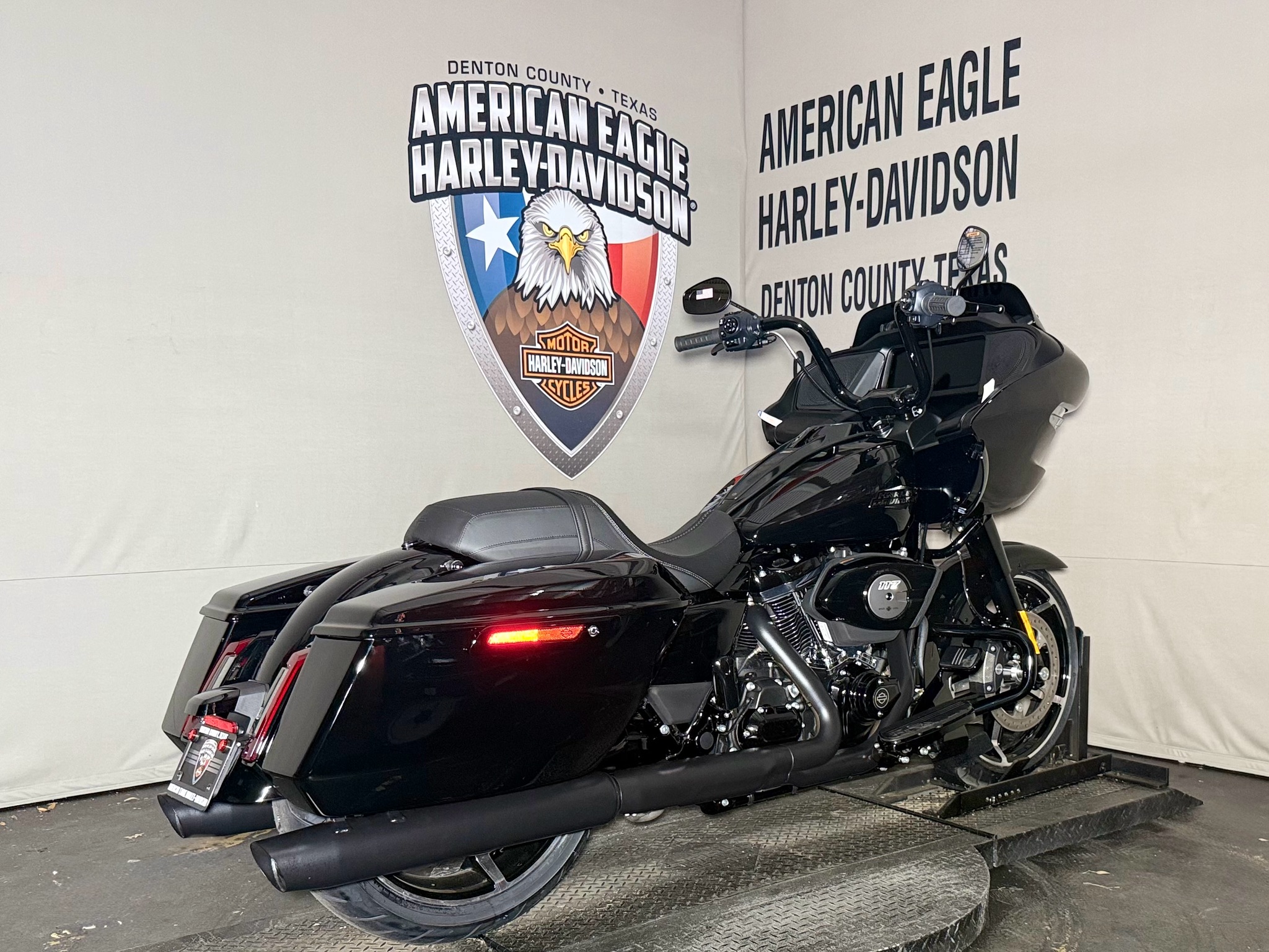 2026 Harley-Davidson Road Glide® 8