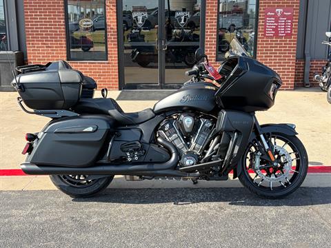 2026 Indian Pursuit Dark Horse