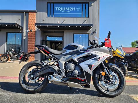 2026 Triumph Daytona 660 — photo 1 of 17