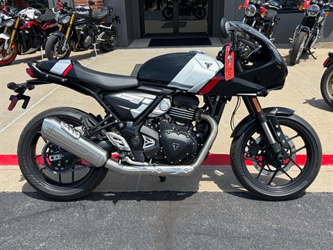 2026 Triumph Thruxton 400 — photo 1 of 10