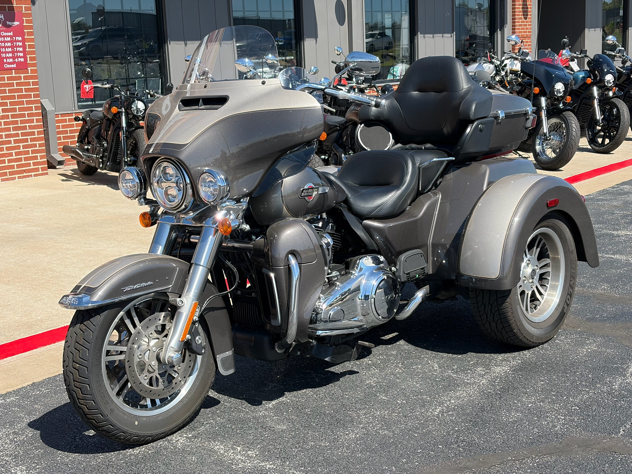 2023 Harley-Davidson Tri Glide® Ultra 5