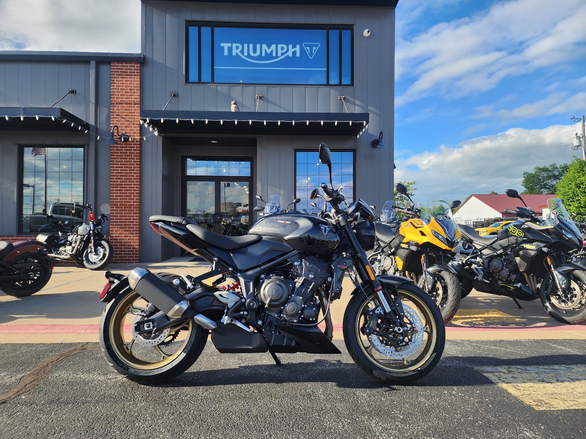 2026 Triumph Trident 800 for sale 1097680