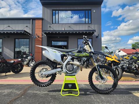 2026 Triumph TF 450-X — photo 1 of 21