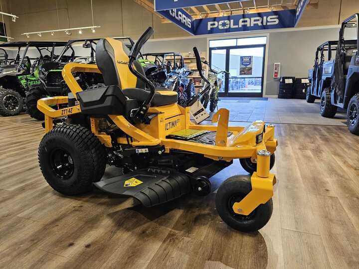 New 2025 Cub Cadet ZT1 42 FAB 42 Kawasaki FR651V hp