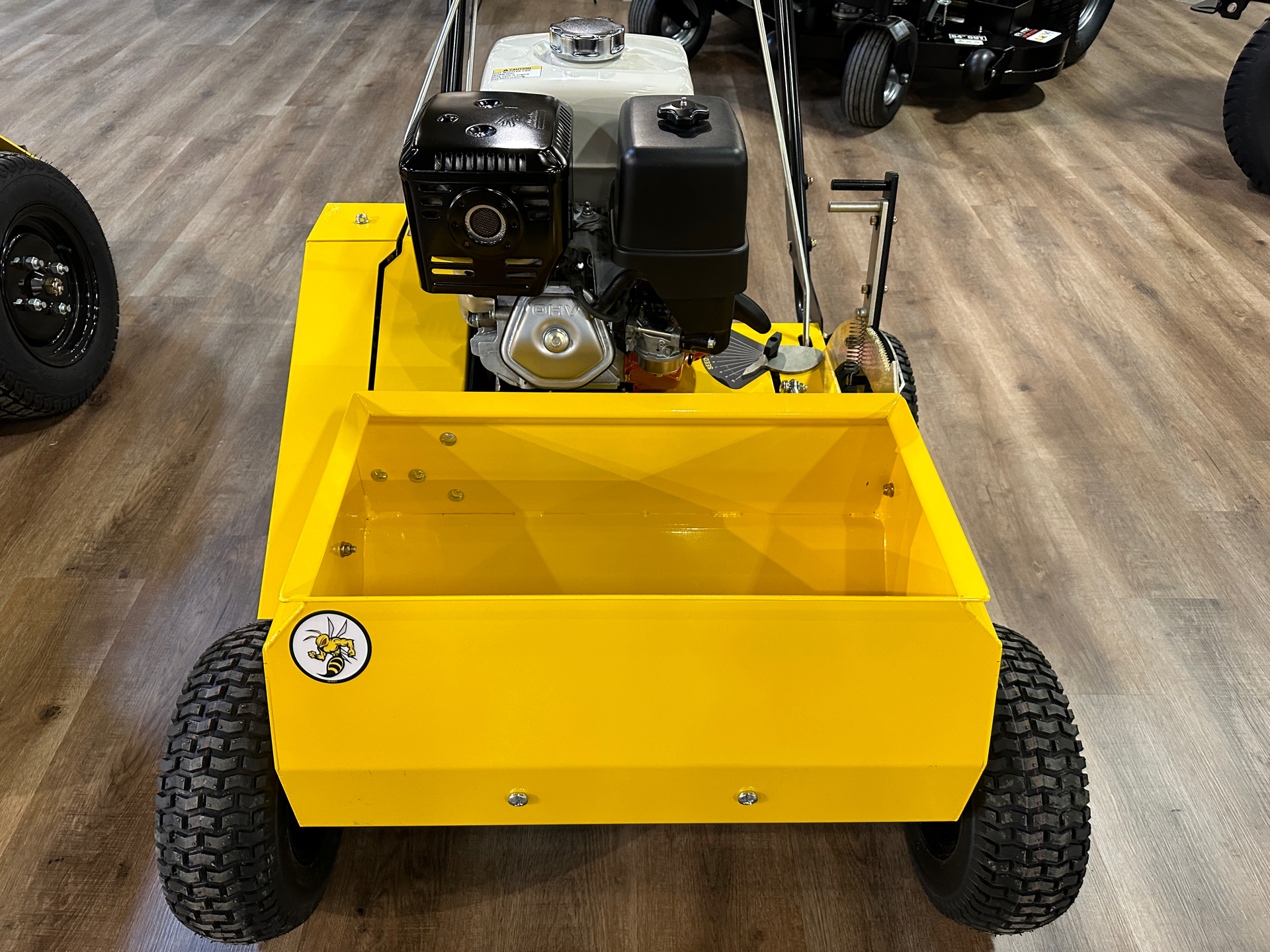 New 2023 Stinger SUPERSEEDER 2400, Jackson MO | Specs, Price
