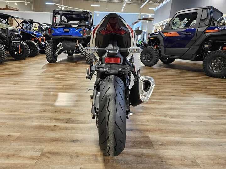 New 2025 Kawasaki Ninja ZX-6R ABS, Jackson MO | Specs, Price