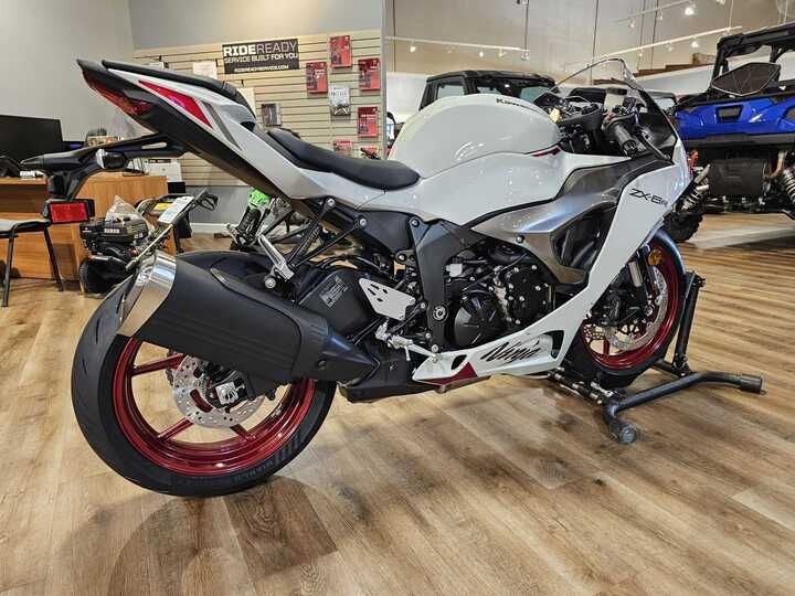 New 2025 Kawasaki Ninja ZX-6R ABS, Jackson MO | Specs, Price