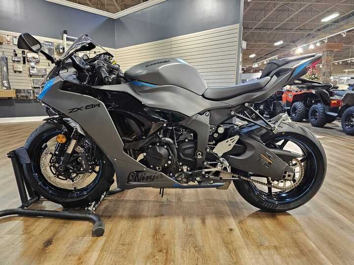 New 2025 Kawasaki Ninja ZX-6R ABS, Jackson MO | Specs, Price