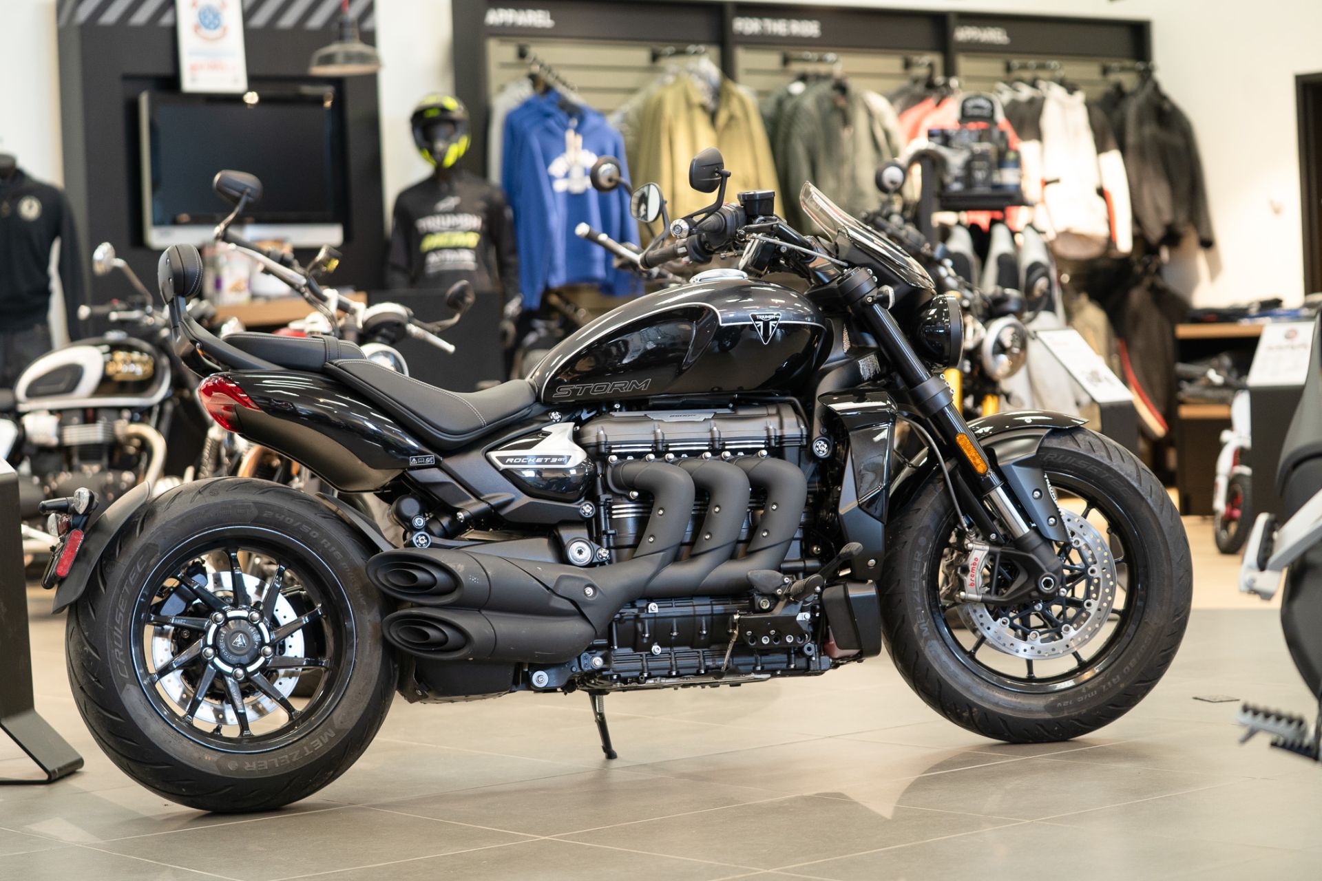 ストーム　フェイズIII（ハイブリッド）15ポンド New 2025 Triumph Rocket 3 Storm GT, New Haven VT | Specs, Price