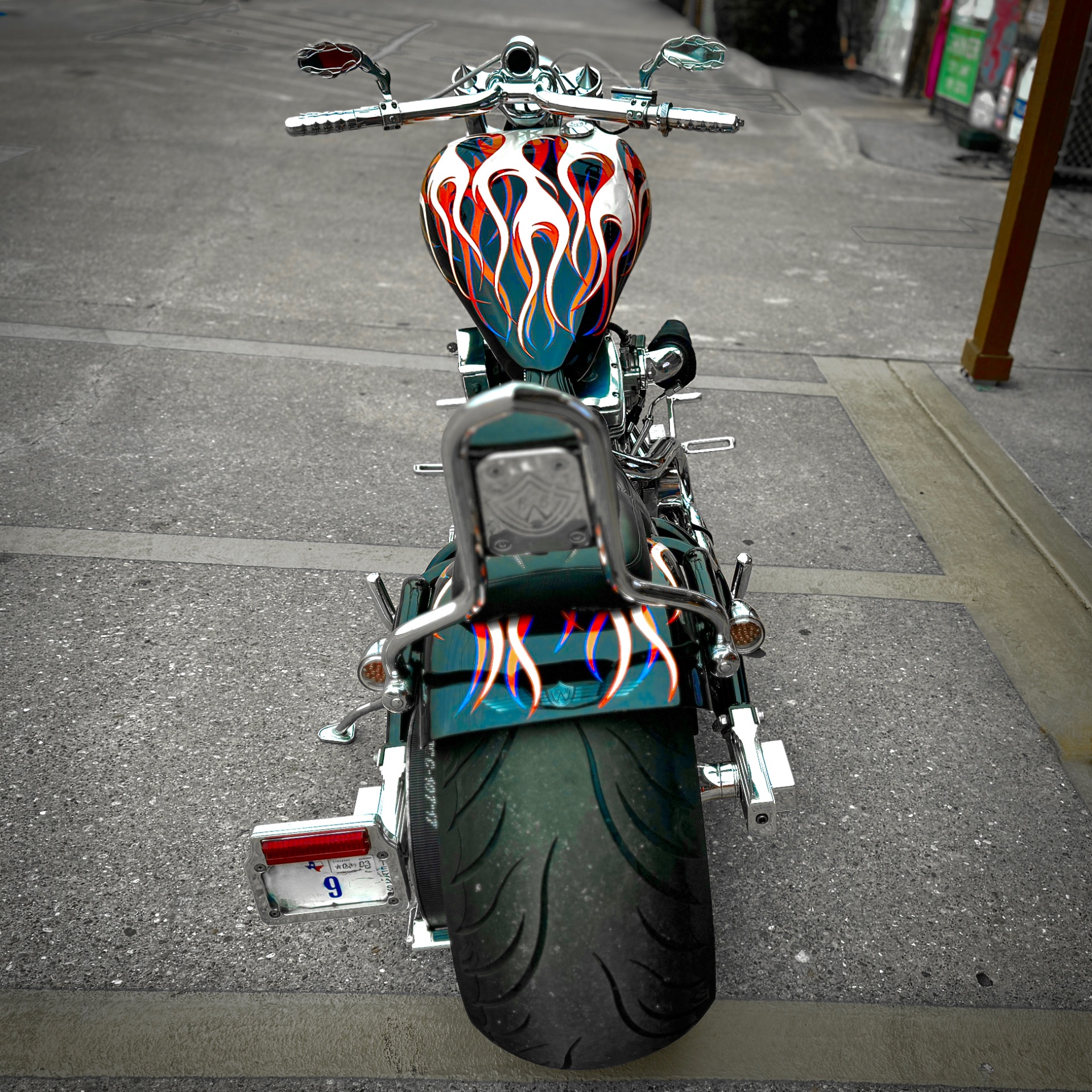 DA MAX: Always cool to see an extreme 70s style chop like