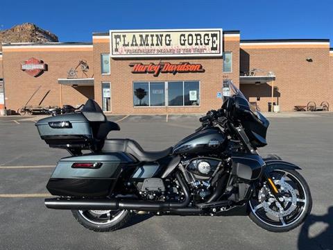 38灯 DAMNGOOD!! ver. 2024 BLACK RASTA New 2025 Harley-Davidson Street Glide® Ultra | Motorcycles
