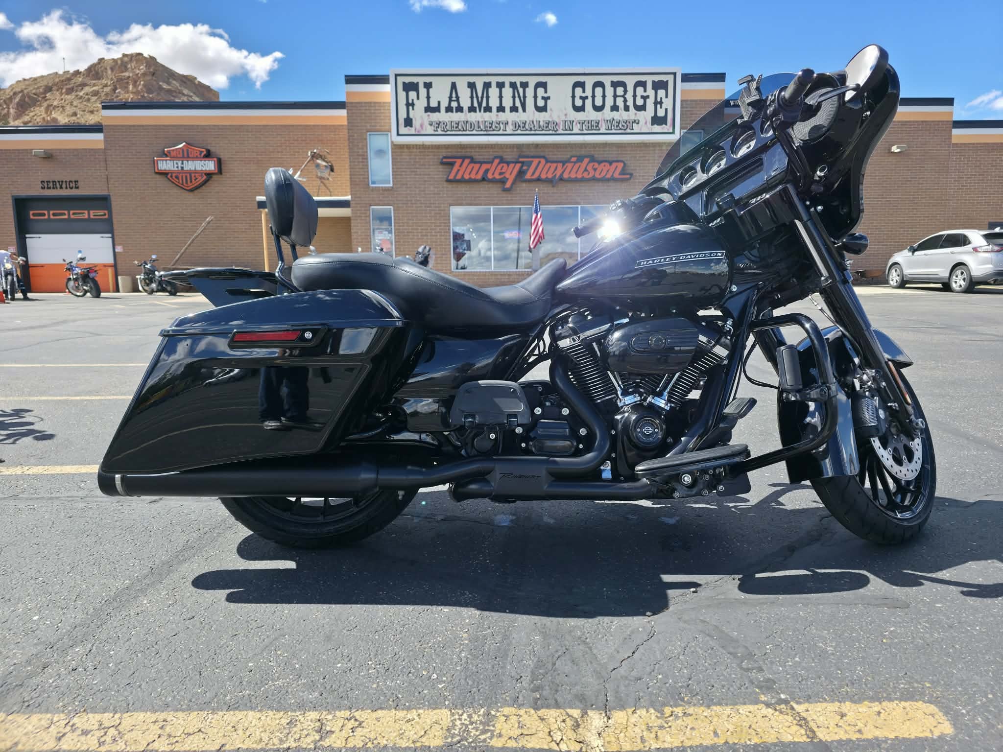 2018 Harley-Davidson Street Glide® Special 1