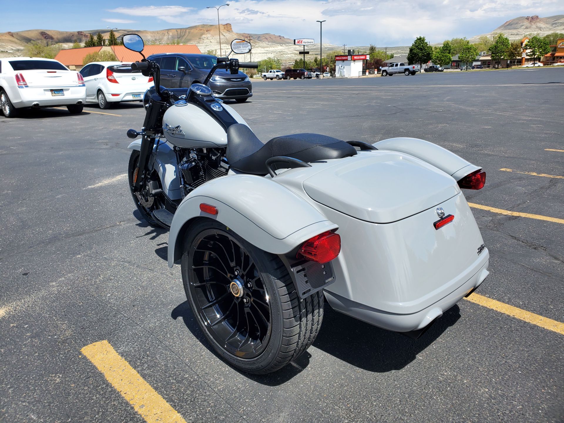 New 2024 Harley-Davidson Freewheeler® | Motorcycles in Green River