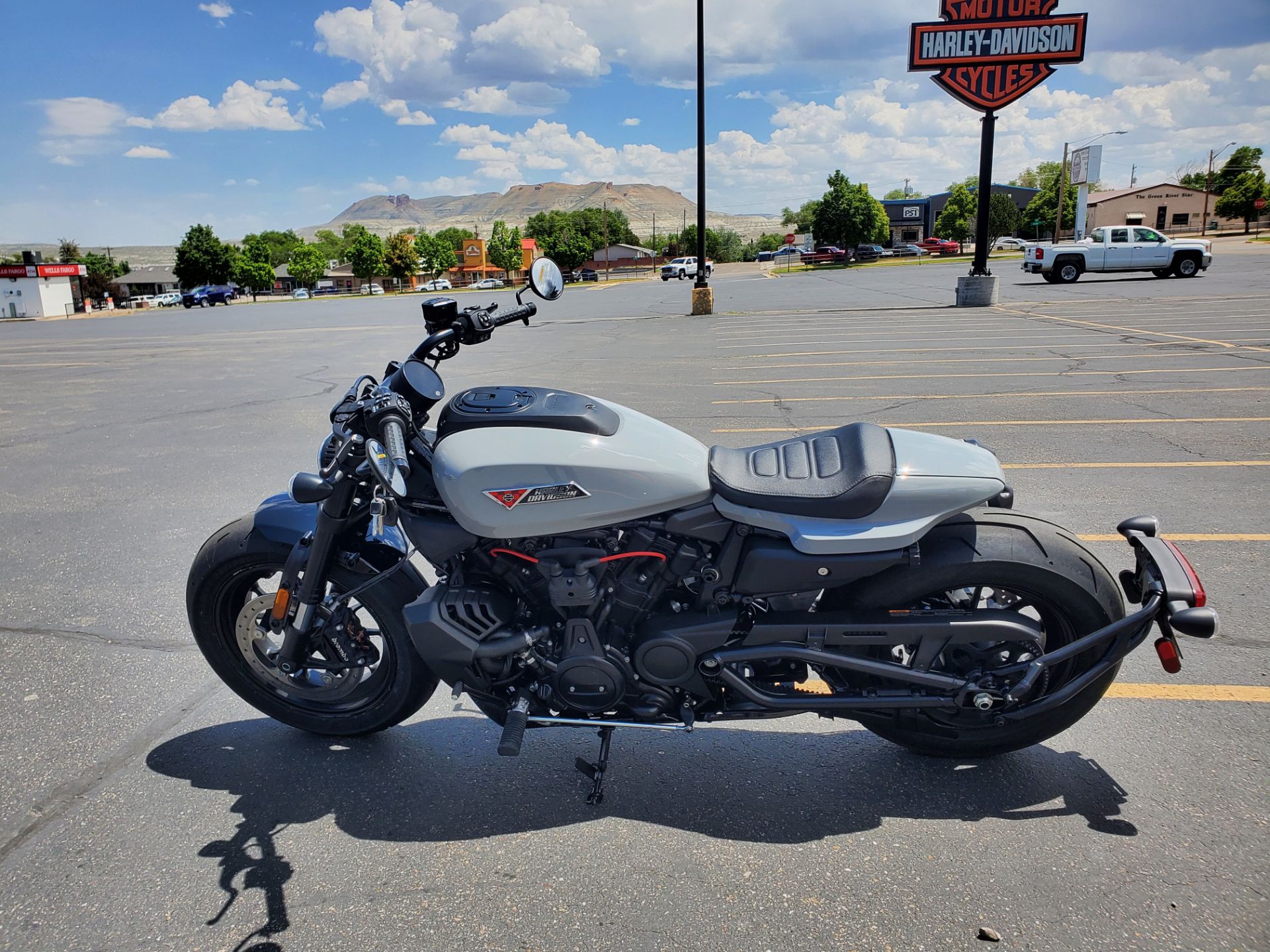 2025 Harley-Davidson Sportster® S 5