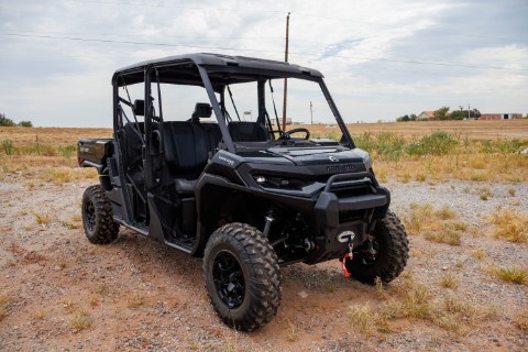 2026 Can-Am Defender MAX XT HD11 — photo 1 of 24