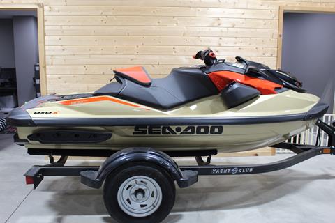 2025 Sea-Doo RXP-X 325 + Tech Package