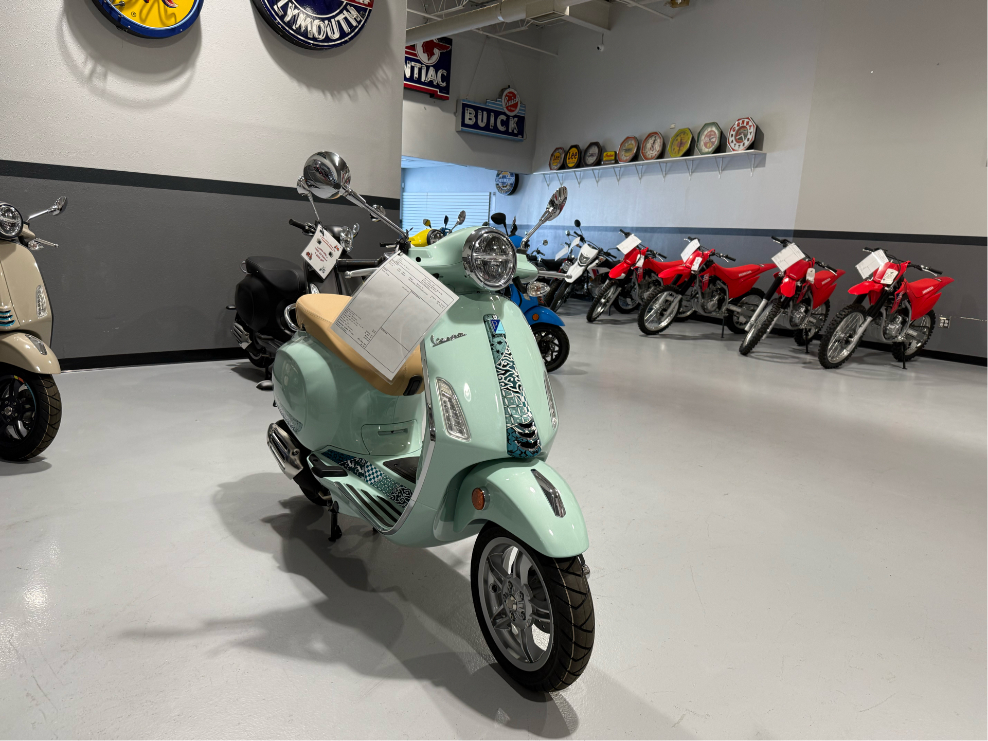 New 2025 Vespa Primavera 50 Batik Verde Batik V25116 | Scooters in New 2025 Vespa Primavera 50 Batik Verde Batik V25116 | Scooters in