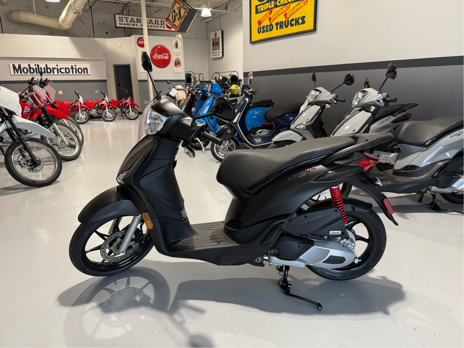 Motorcycles Dealer Piaggio New 2024 Piaggio Liberty 150 S Nero
