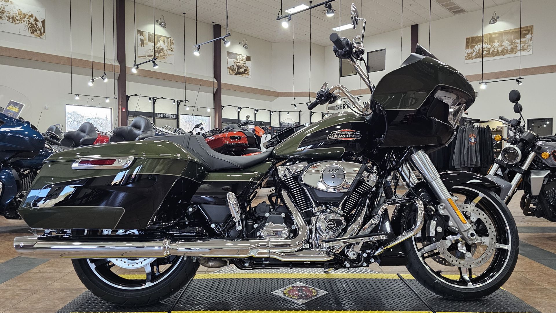 608576 2026 harley davidson fltrx road glide touring olive steel metallic vivid black - Photo 3