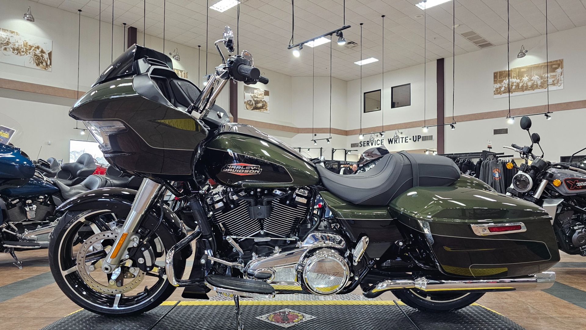 608576 2026 harley davidson fltrx road glide touring olive steel metallic vivid black - Photo 6