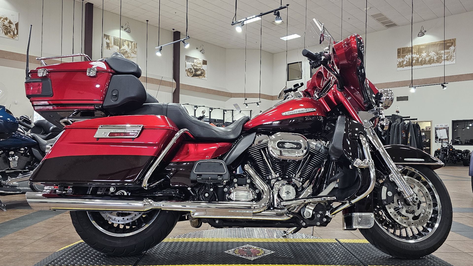 687198 2013 harley davidson flhtk electra glide ultra limited touring ember red sunglo merlot - Photo 3