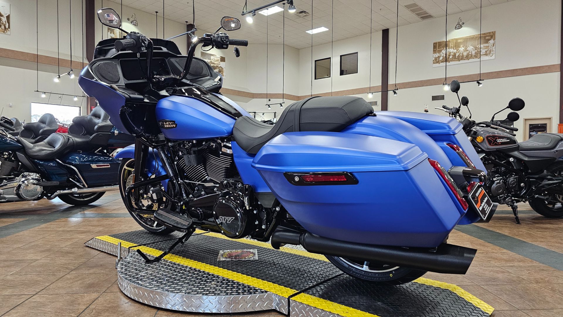 607976 2026 harley davidson fltrx road glide touring aurora blue denim - Photo 7