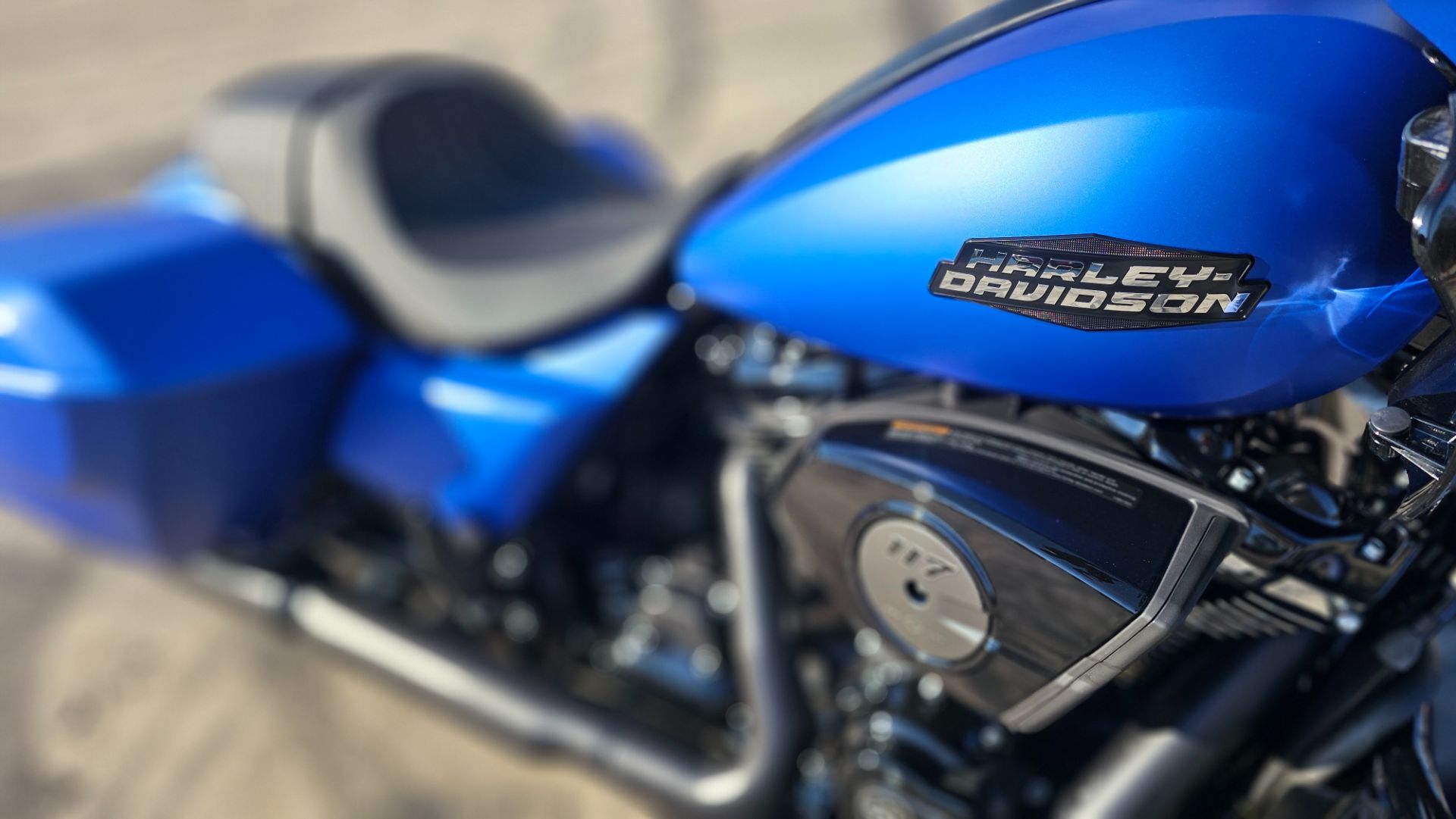 607976 2026 harley davidson fltrx road glide touring aurora blue denim - Photo 12