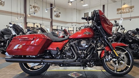 645770 2025 harley davidson flhx street glide touring whiskey firestorm - Photo 3