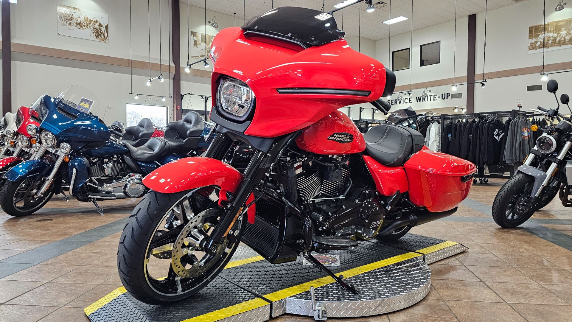 609752 2026 harley davidson flhx street glide touring blood orange - Photo 5