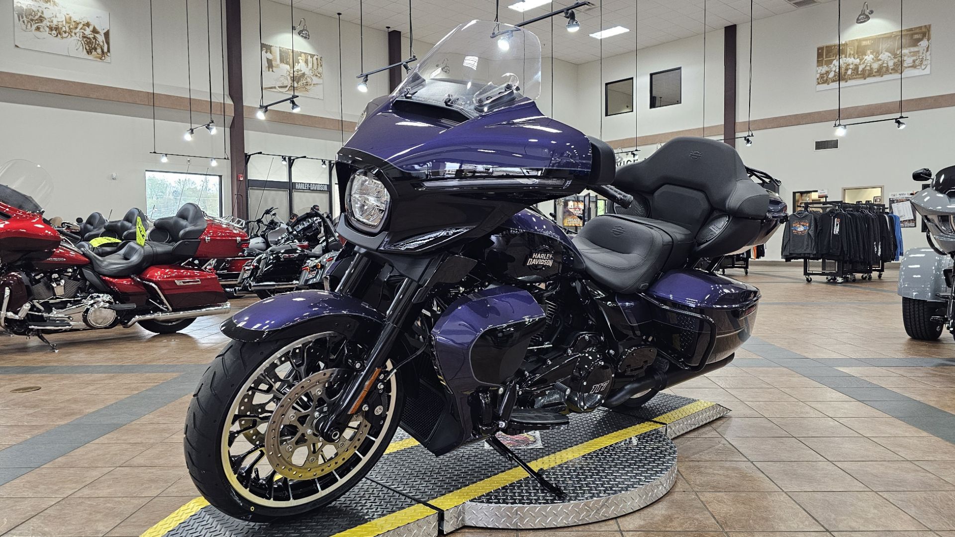 618540  2026 harley davidson  FLHXL street glide limited touring purple abyss vivid black - Photo 4