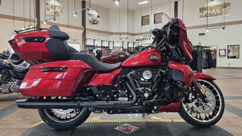 615306 2026 harley davidson flhxl street glide limited touring brilliant red - Photo 3