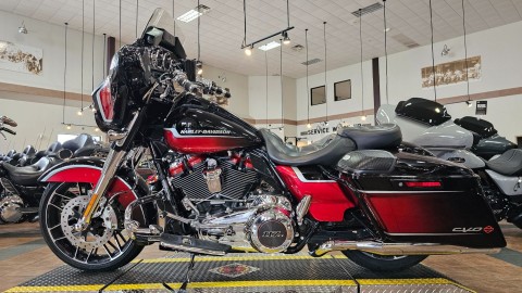 950435 2021 Harley Davidson FLHXSE CVO Street Glide touring sunset orange fade black - Photo 6