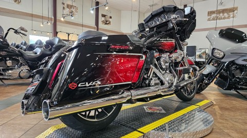 950435 2021 Harley Davidson FLHXSE CVO Street Glide touring sunset orange fade black - Photo 8