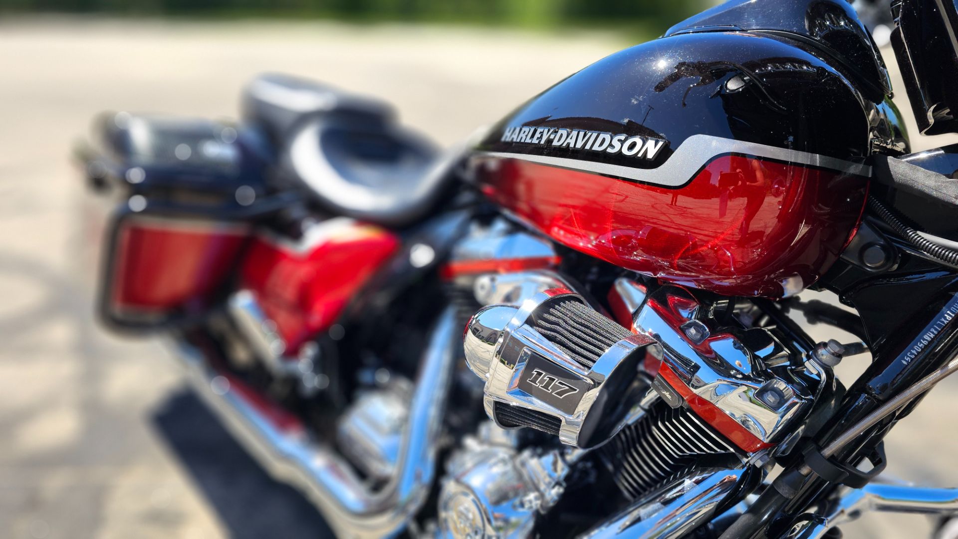 950435 2021 Harley Davidson FLHXSE CVO Street Glide touring sunset orange fade black - Photo 12