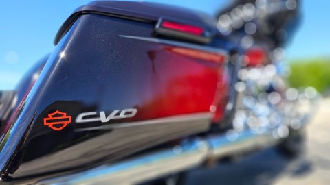 950435 2021 Harley Davidson FLHXSE CVO Street Glide touring sunset orange fade black - Photo 13