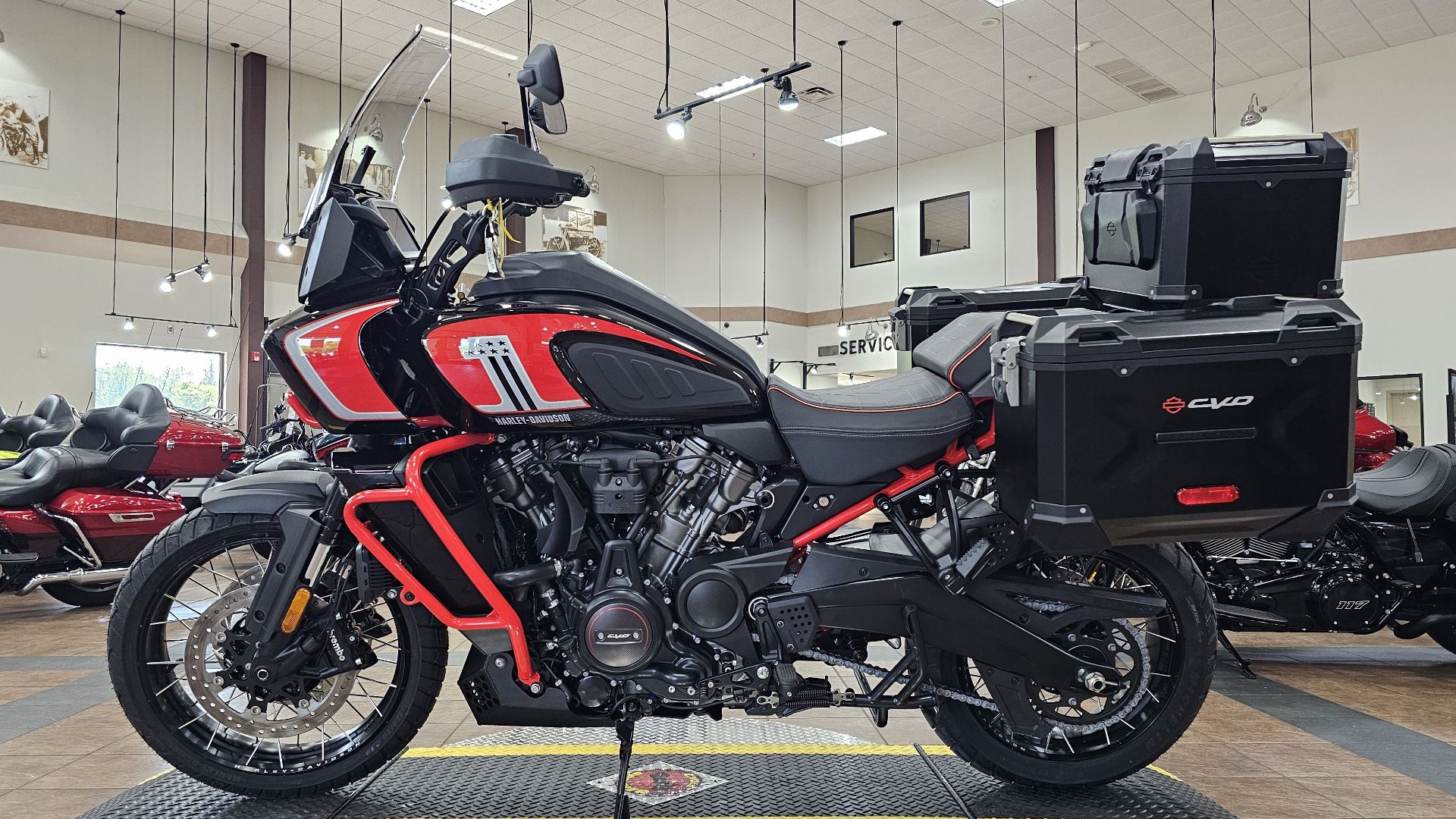 2024 Harley-Davidson CVO™ Pan America® in Trussville, Alabama - Photo 5