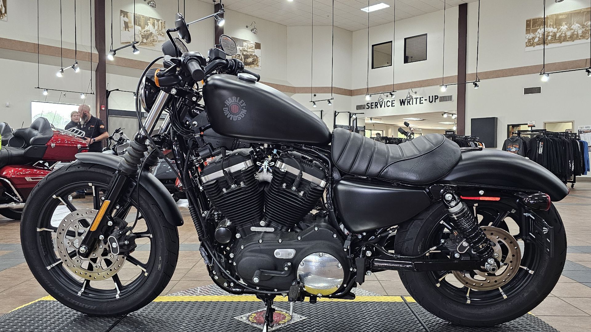 413725 2022 harley davidson  XL883N sportster cruiser black denim - Photo 5