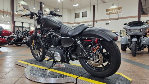 413725 2022 harley davidson  XL883N sportster cruiser black denim - Photo 6