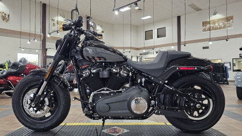 041937 2022 harley davidson FXFBS fat bob 114 cruiser vivid black - Photo 6