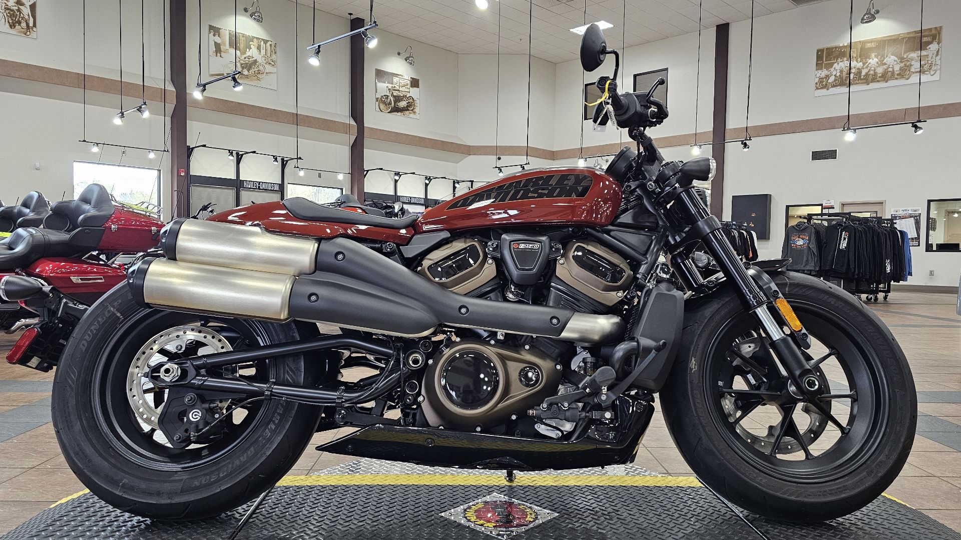 301719 2024 Harley Davidson RH1250S Sportster S sport red rock - Photo 3