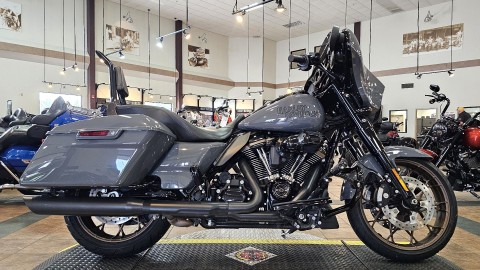 608877 2022 harley davidson flhxst street glide st touring gunship gray - Photo 3