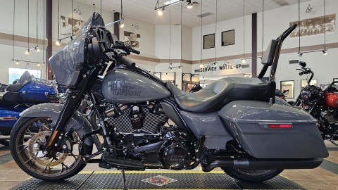 608877 2022 harley davidson flhxst street glide st touring gunship gray - Photo 6