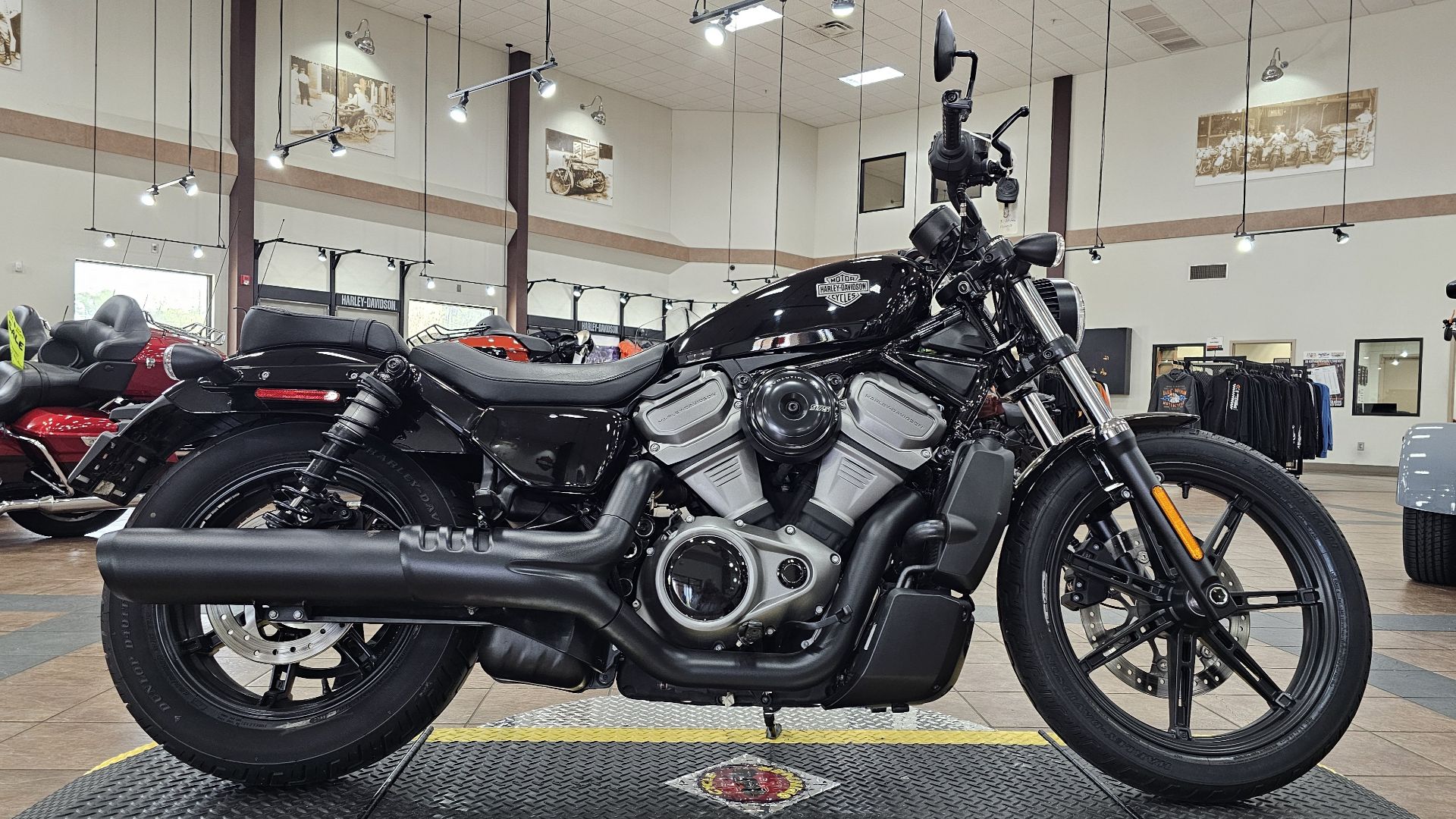 306958 2023 harley davidson  RH975 nightster sport vivid black - Photo 3