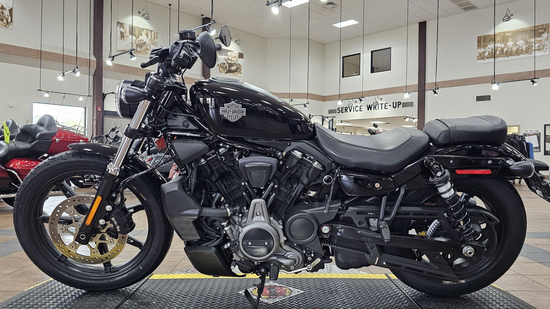 306958 2023 harley davidson  RH975 nightster sport vivid black - Photo 6