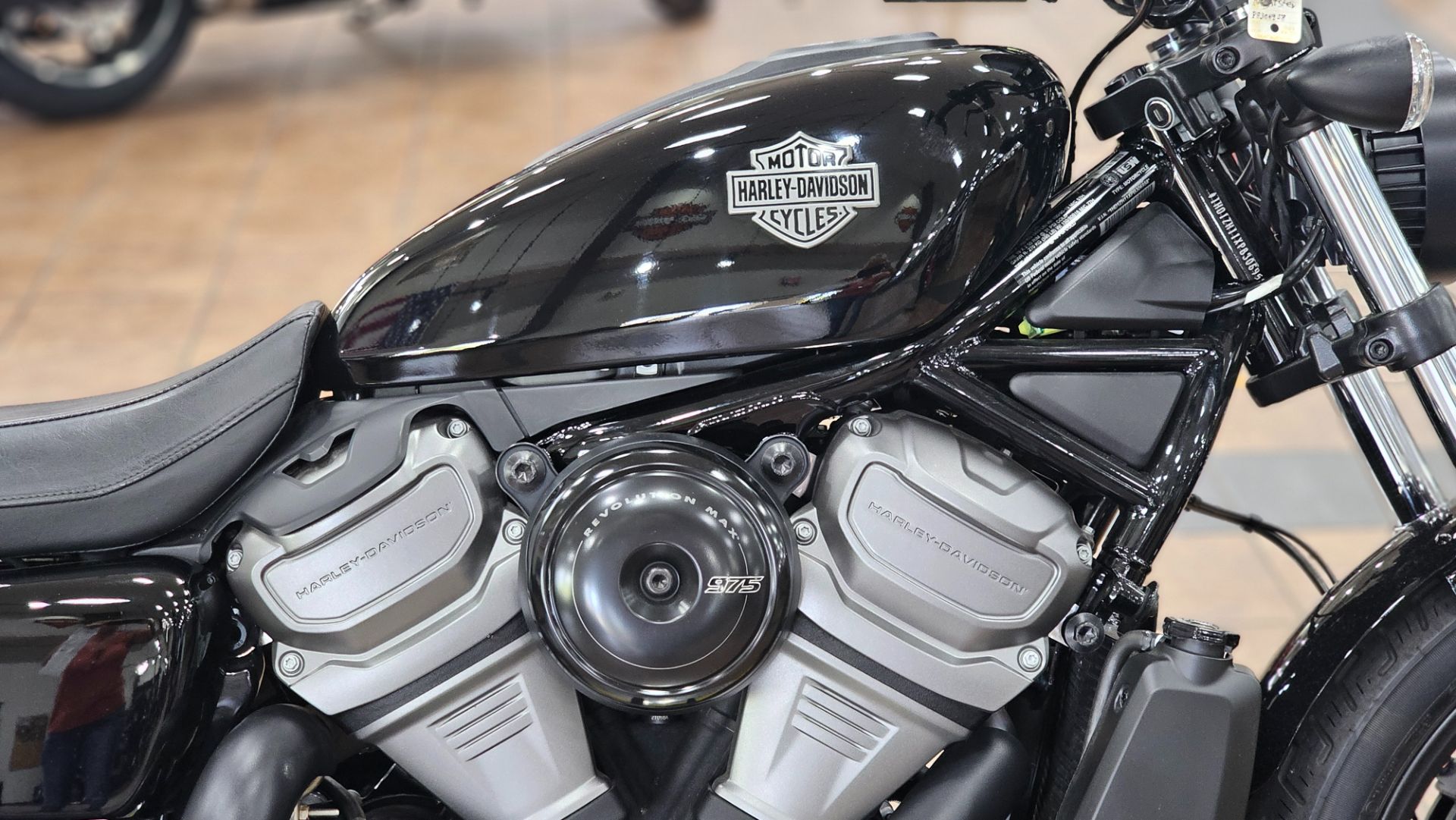 306958 2023 harley davidson  RH975 nightster sport vivid black - Photo 9