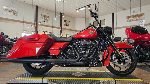 617083 2025 harley davidson flhrxs road king special touring whiskey fire - Photo 3