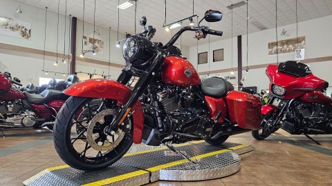 617083 2025 harley davidson flhrxs road king special touring whiskey fire - Photo 5