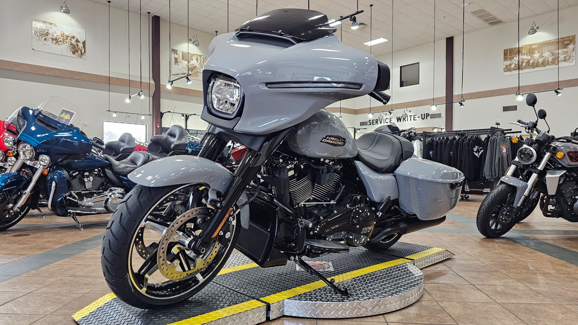 609488 2026 harley davidson flhx street glide touring dark billiard gray - Photo 5