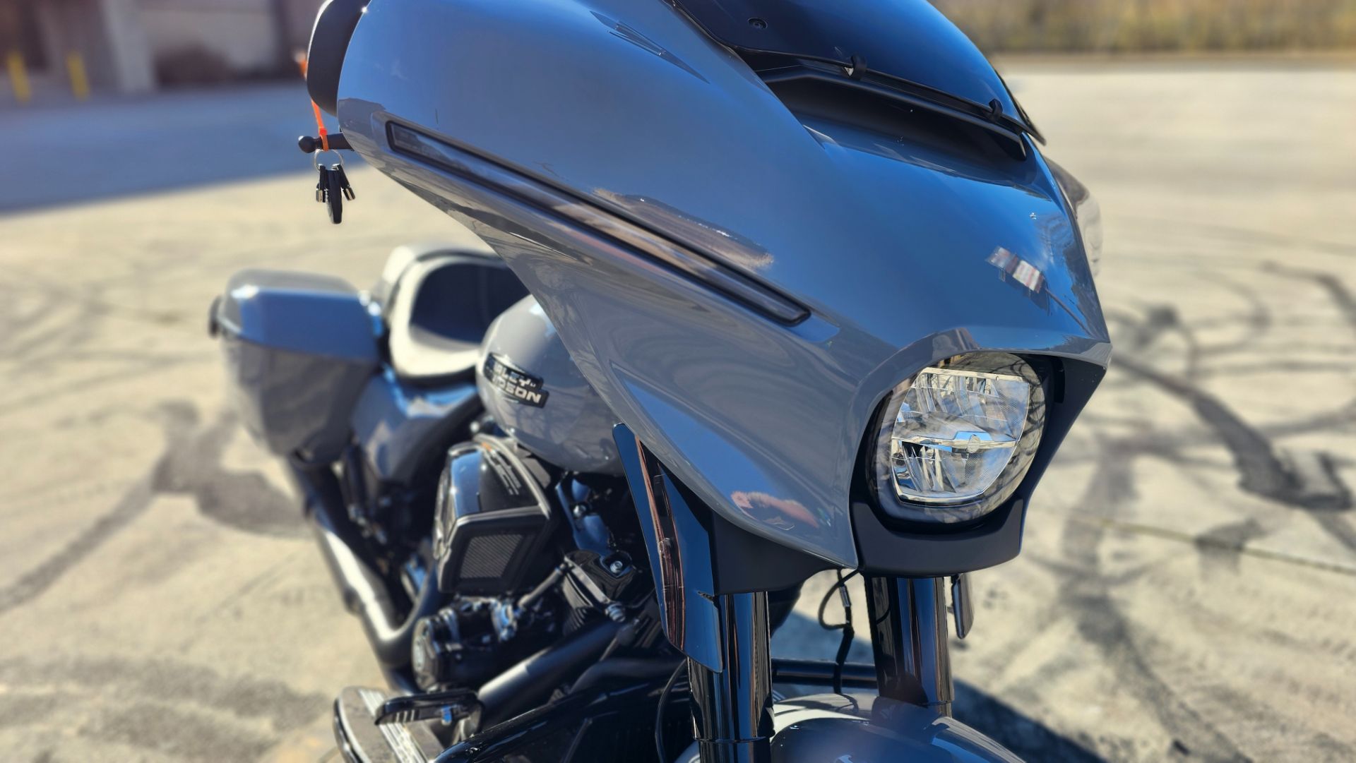 609488 2026 harley davidson flhx street glide touring dark billiard gray - Photo 11