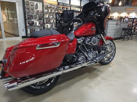 2025 Harley-Davidson Street Glide® in Trussville, Alabama - Photo 7